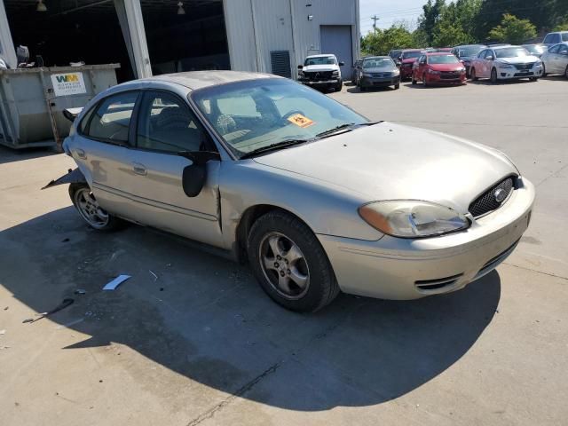 2005 Ford Taurus SE