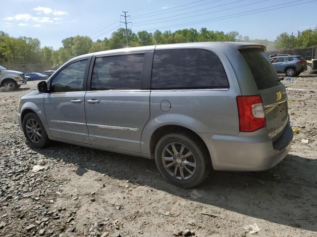 2014 Chrysler Town & Country S