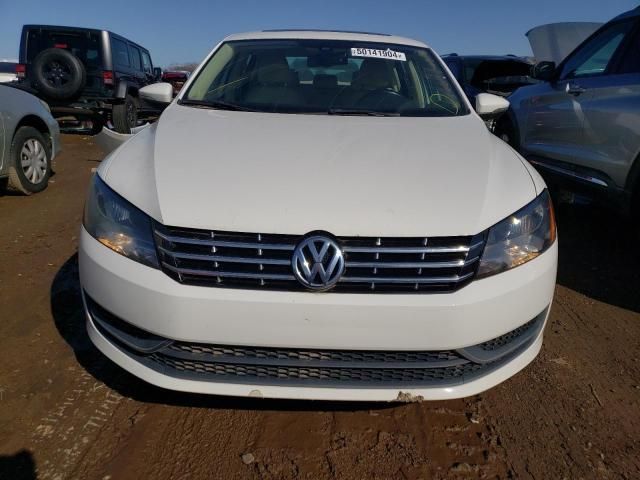 2012 Volkswagen Passat SEL