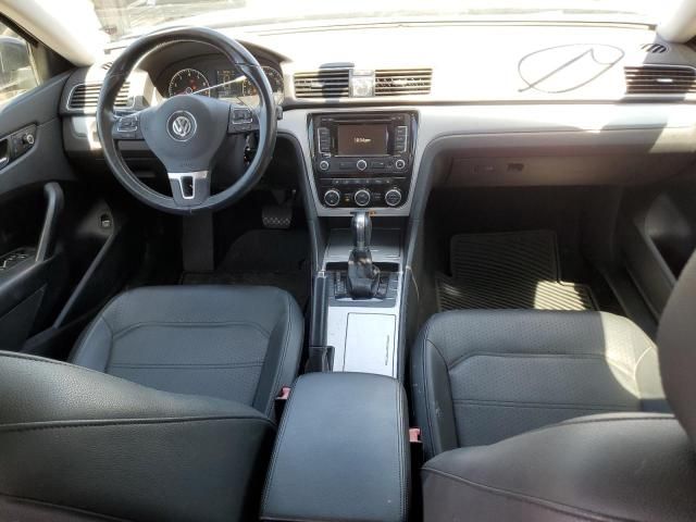 2012 Volkswagen Passat SE