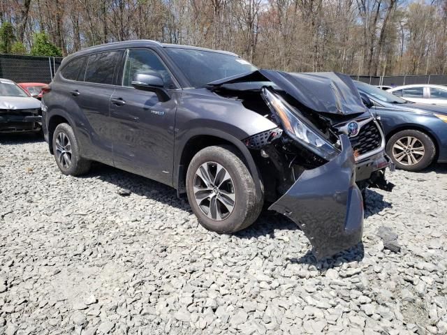 2020 Toyota Highlander Hybrid XLE