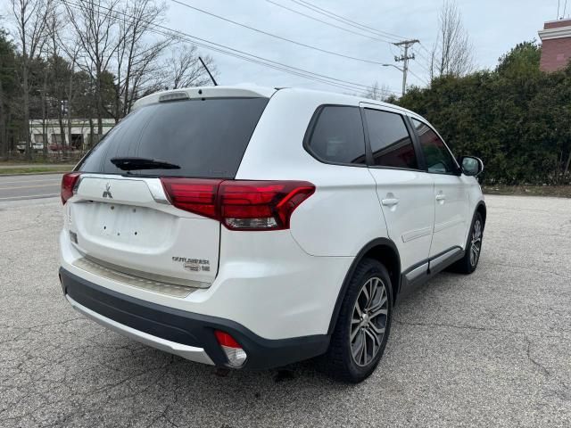 2016 Mitsubishi Outlander SE