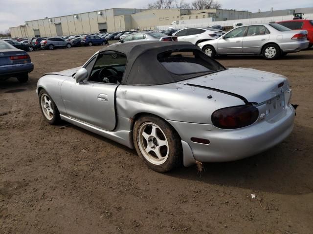 2000 Mazda MX-5 Miata Base