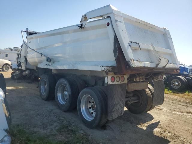 2018 Peterbilt 567