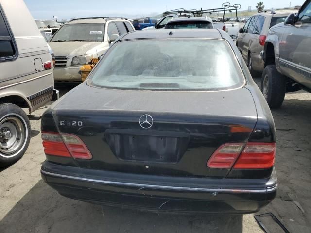 2000 Mercedes-Benz E 320