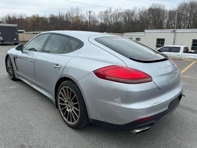 2014 Porsche Panamera 2