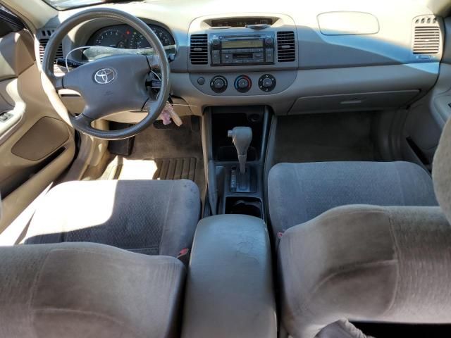 2004 Toyota Camry LE