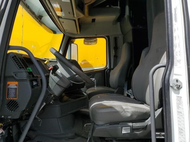 2020 Volvo VN VNL