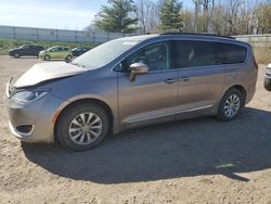 Salvage cars for sale from Copart Davison, MI: 2017 Chrysler Pacifica Touring L