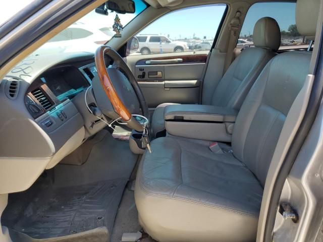 2008 Lincoln Town Car Signature Limited