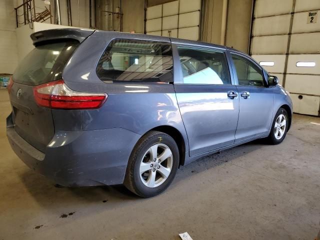 2016 Toyota Sienna