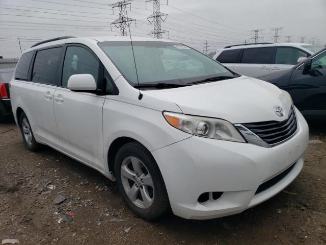 2011 Toyota Sienna LE