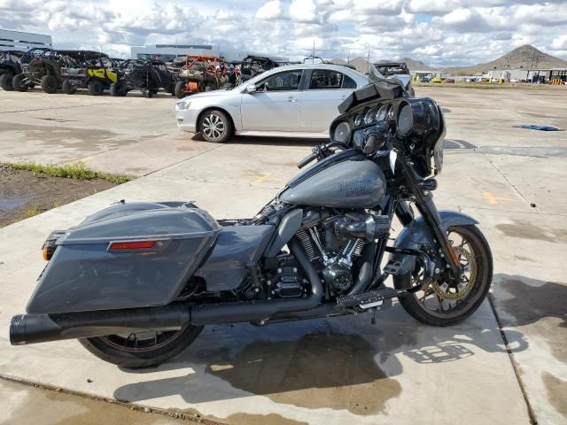 2022 Harley-Davidson Flhxst