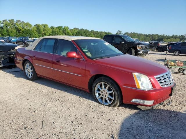 2011 Cadillac DTS Luxury Collection