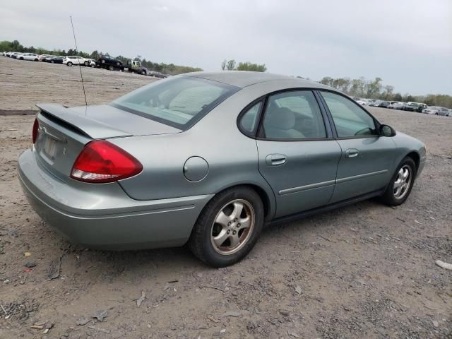 2005 Ford Taurus SE