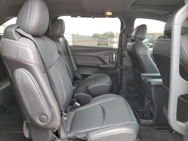 2021 Toyota Sienna XSE