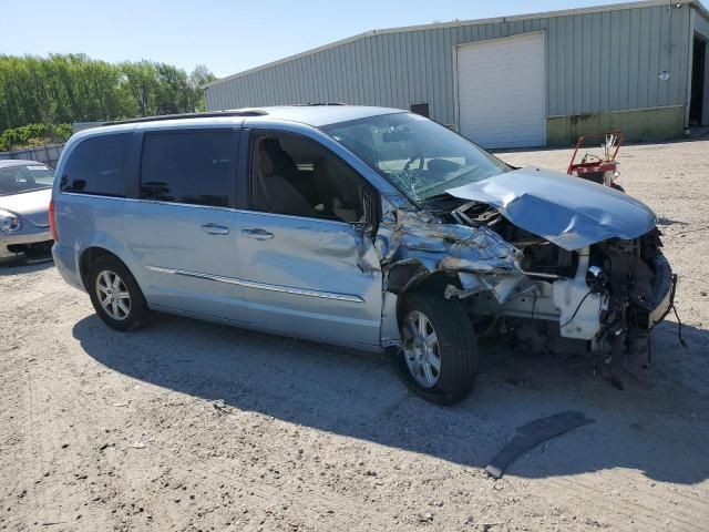 2012 Chrysler Town & Country Touring