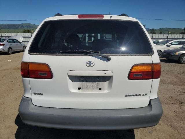 1998 Toyota Sienna LE