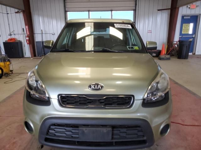 2013 KIA Soul +