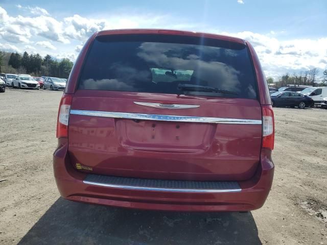 2011 Chrysler Town & Country Touring L