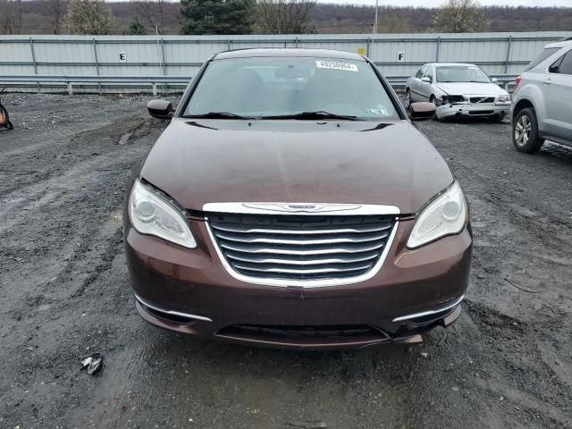 2013 Chrysler 200 Touring