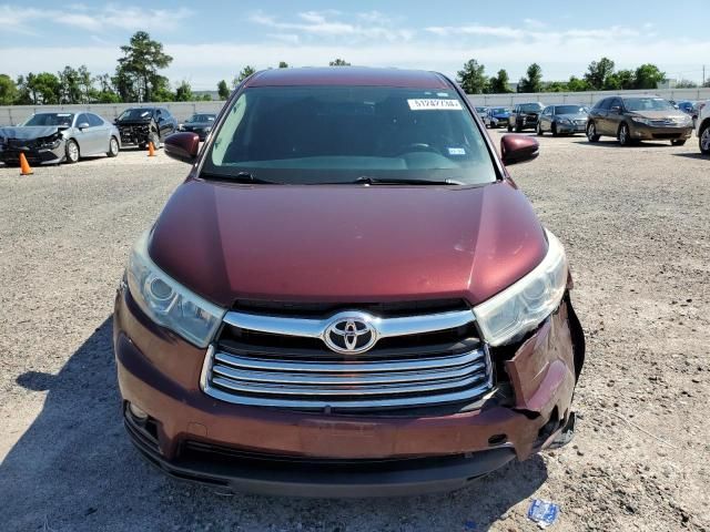 2015 Toyota Highlander LE