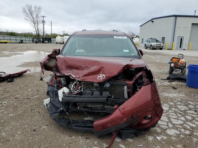 2017 Toyota Sienna SE