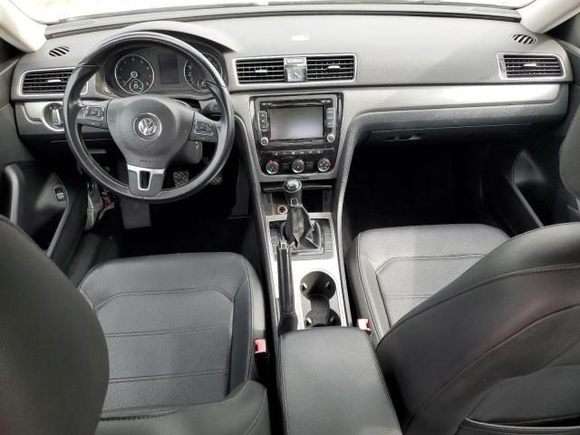 2014 Volkswagen Passat SE