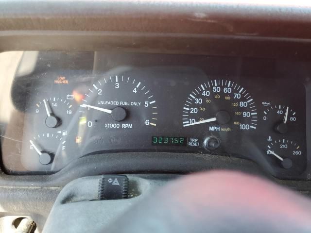 1999 Jeep Cherokee SE