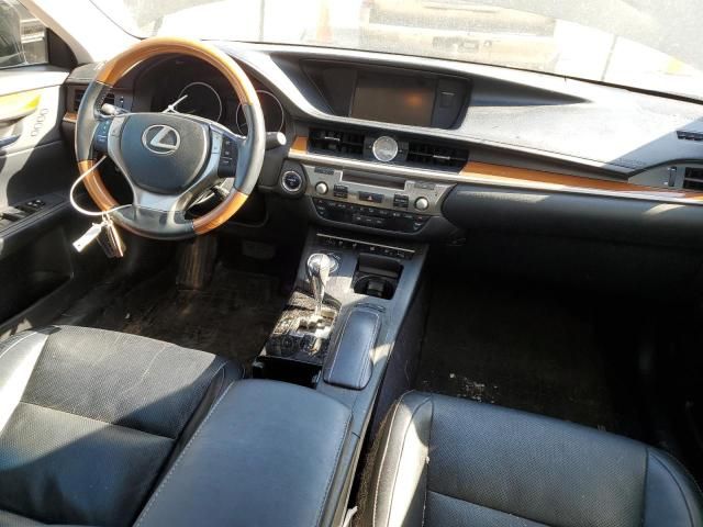 2013 Lexus ES 300H