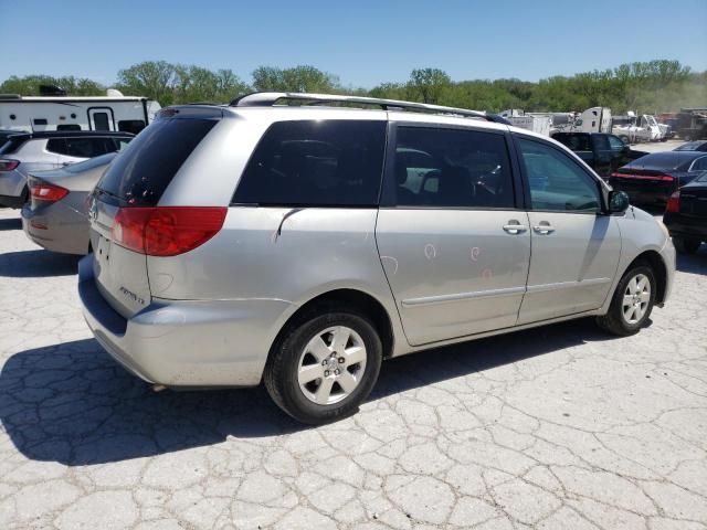 2007 Toyota Sienna CE