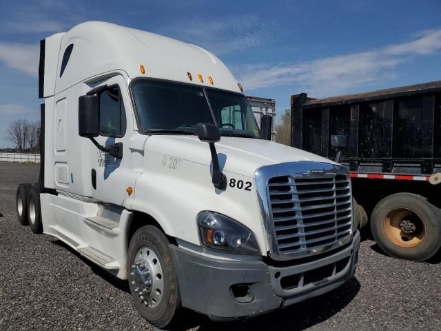 2014 Freightliner Cascadia 125