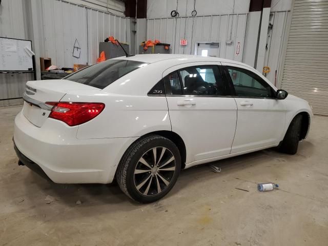 2014 Chrysler 200 Touring