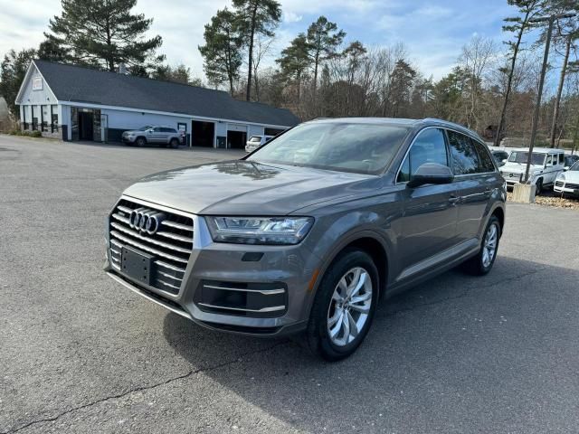 2017 Audi Q7 Premium Plus