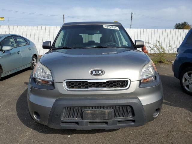 2011 KIA Soul +