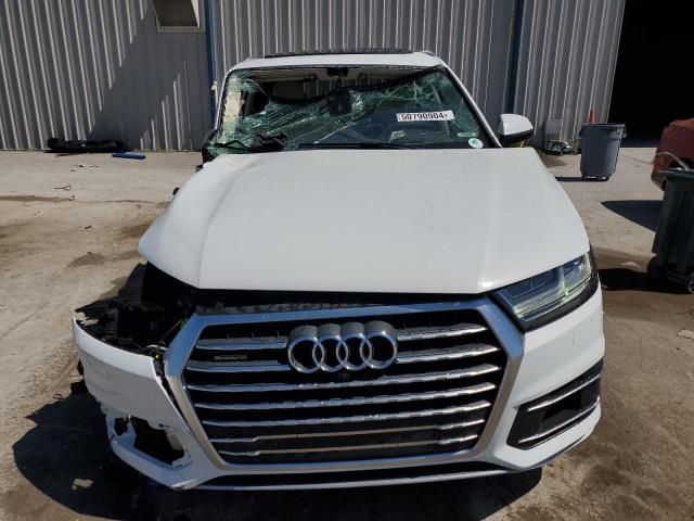 2019 Audi Q7 Premium Plus