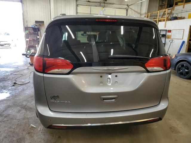 2017 Chrysler Pacifica Touring L Plus