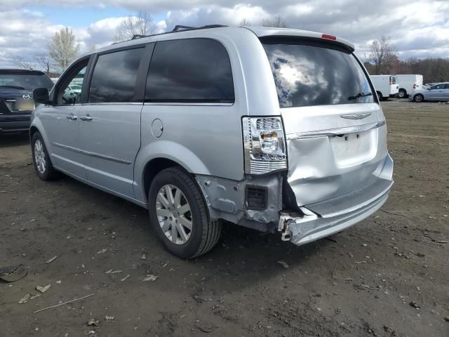 2012 Chrysler Town & Country Touring L