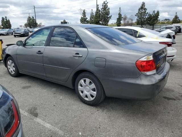 2005 Toyota Camry LE