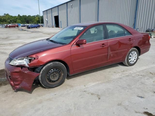 2005 Toyota Camry LE