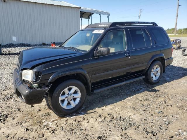 2004 Nissan Pathfinder LE