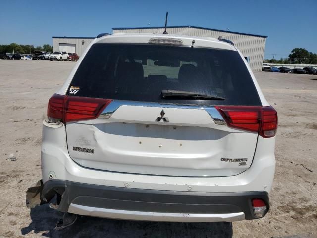 2016 Mitsubishi Outlander SE