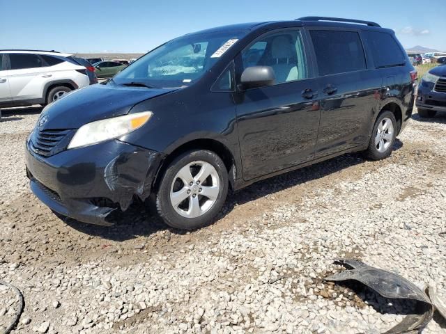 2015 Toyota Sienna LE