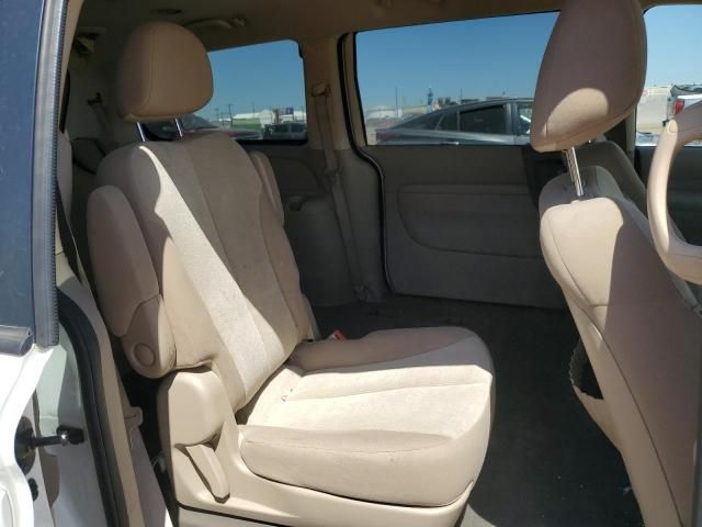 2012 KIA Sedona LX