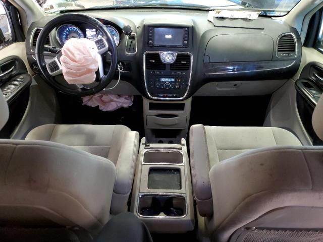 2011 Chrysler Town & Country Touring