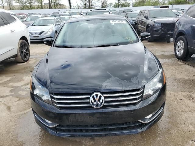 2013 Volkswagen Passat SEL