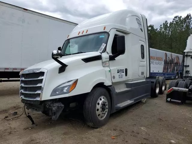 2024 Freightliner Cascadia 126