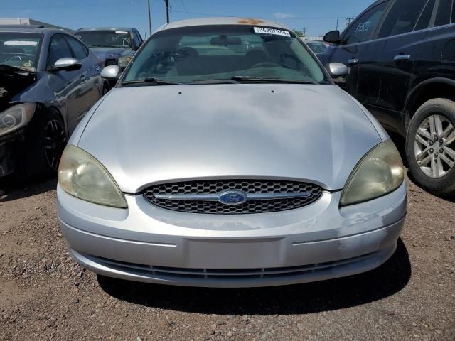 2002 Ford Taurus SE