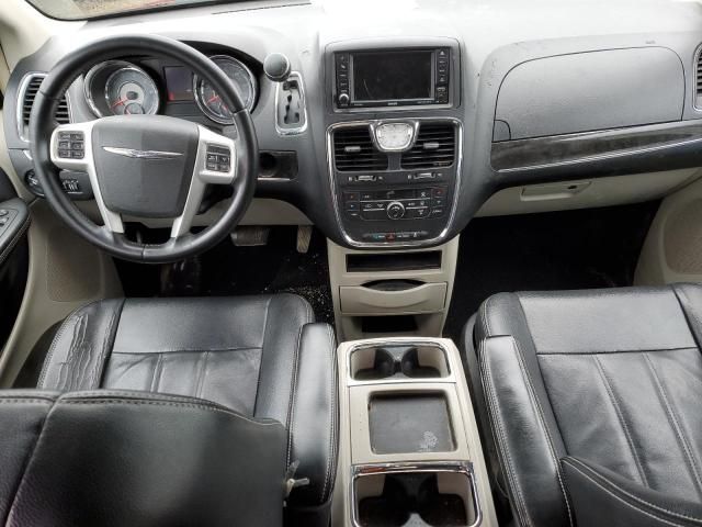 2015 Chrysler Town & Country Touring