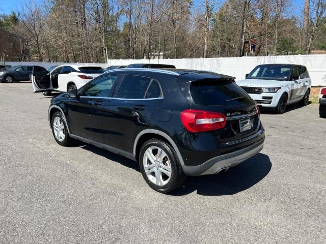 2016 Mercedes-Benz GLA 250